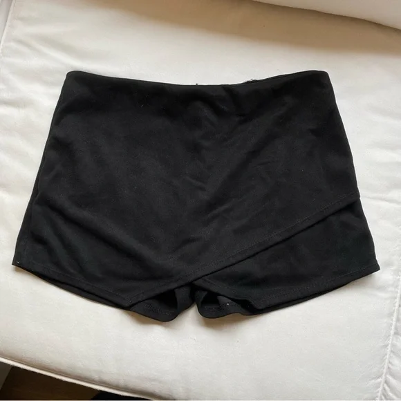 Black Skort - Picture 2 of 8